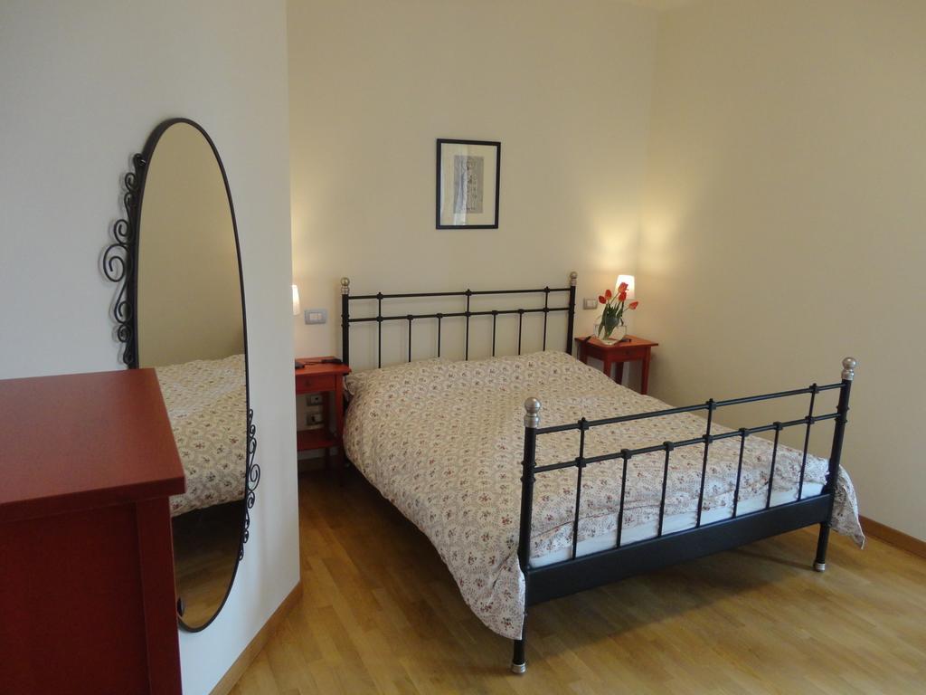 Casa Ghibellina Apartment Castelbellino Bilik gambar